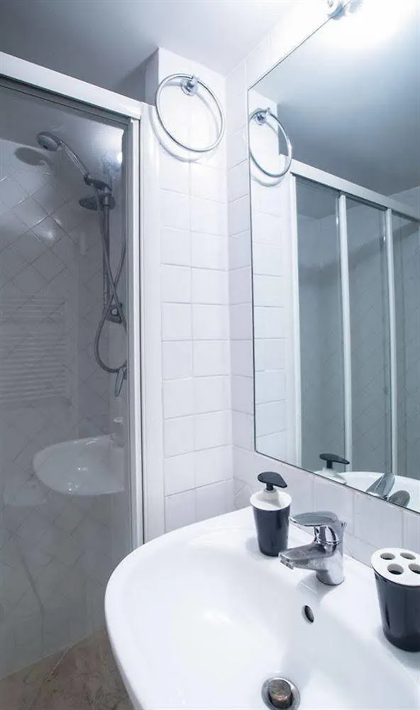 Monti Guest House - Affittacamere Ρώμη