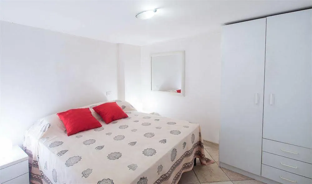 **  Monti Guest House - Affittacamere Roma İtalya