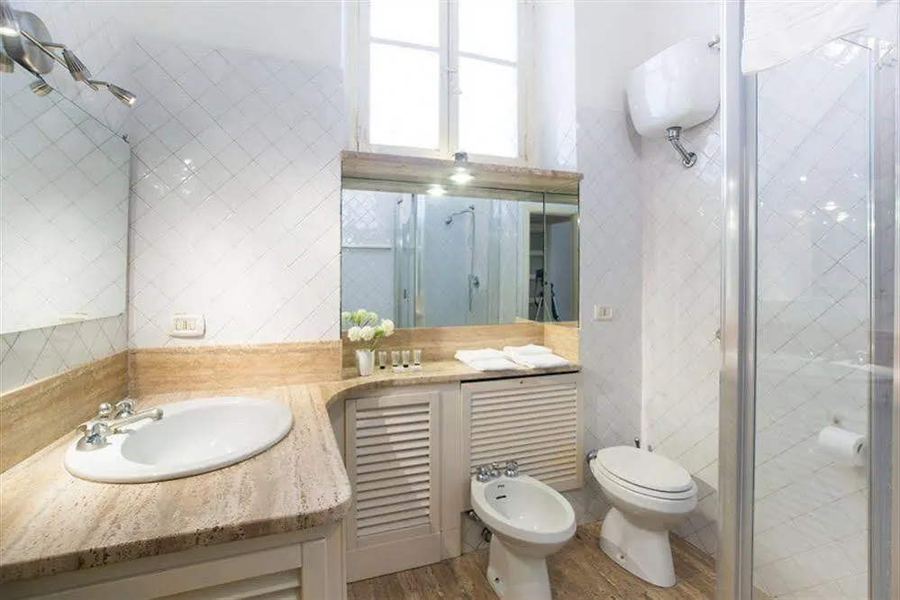 Monti Guest House - Affittacamere Roma 2*,