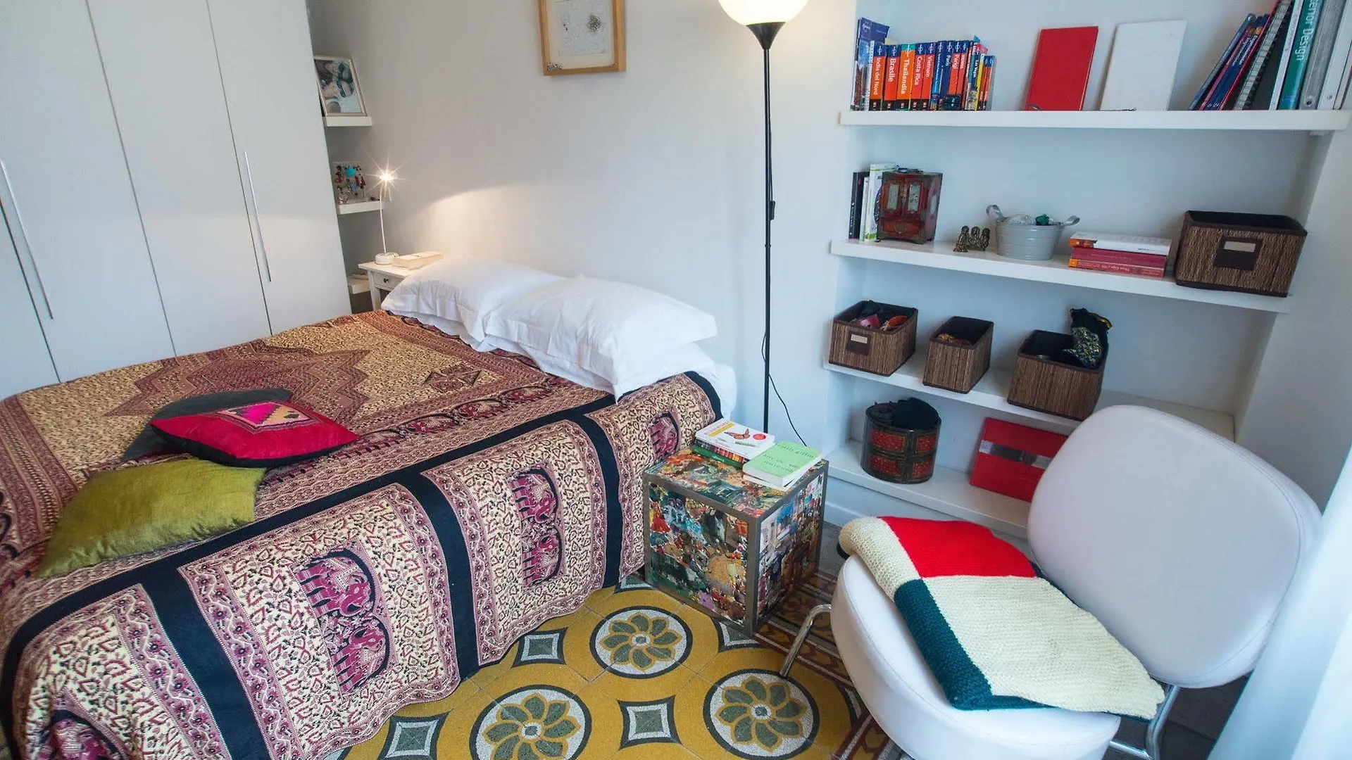Monti Guest House - Affittacamere Roma İtalya